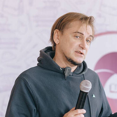 Андрей Макаров